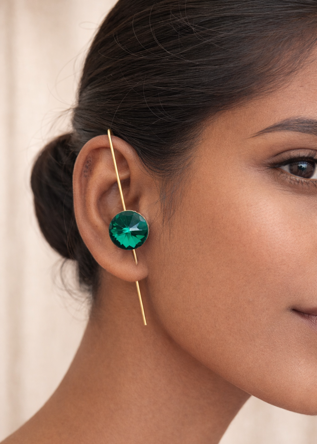 Astra Crystal Emerald Ear Pin
