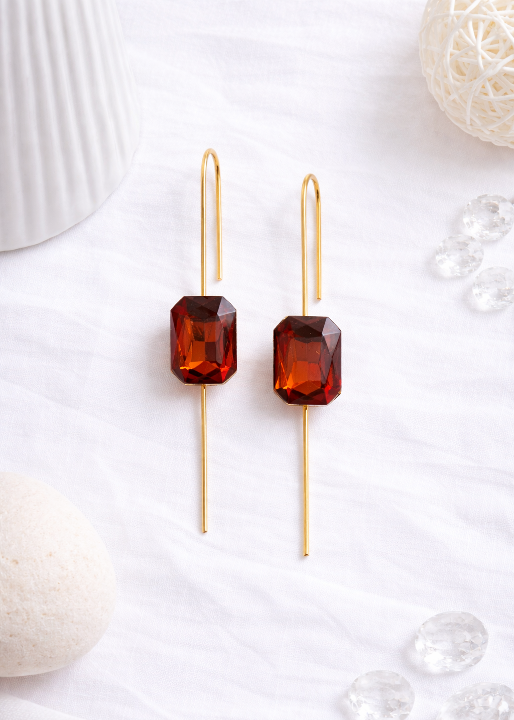 Astra Prism Ear Pin – Amber