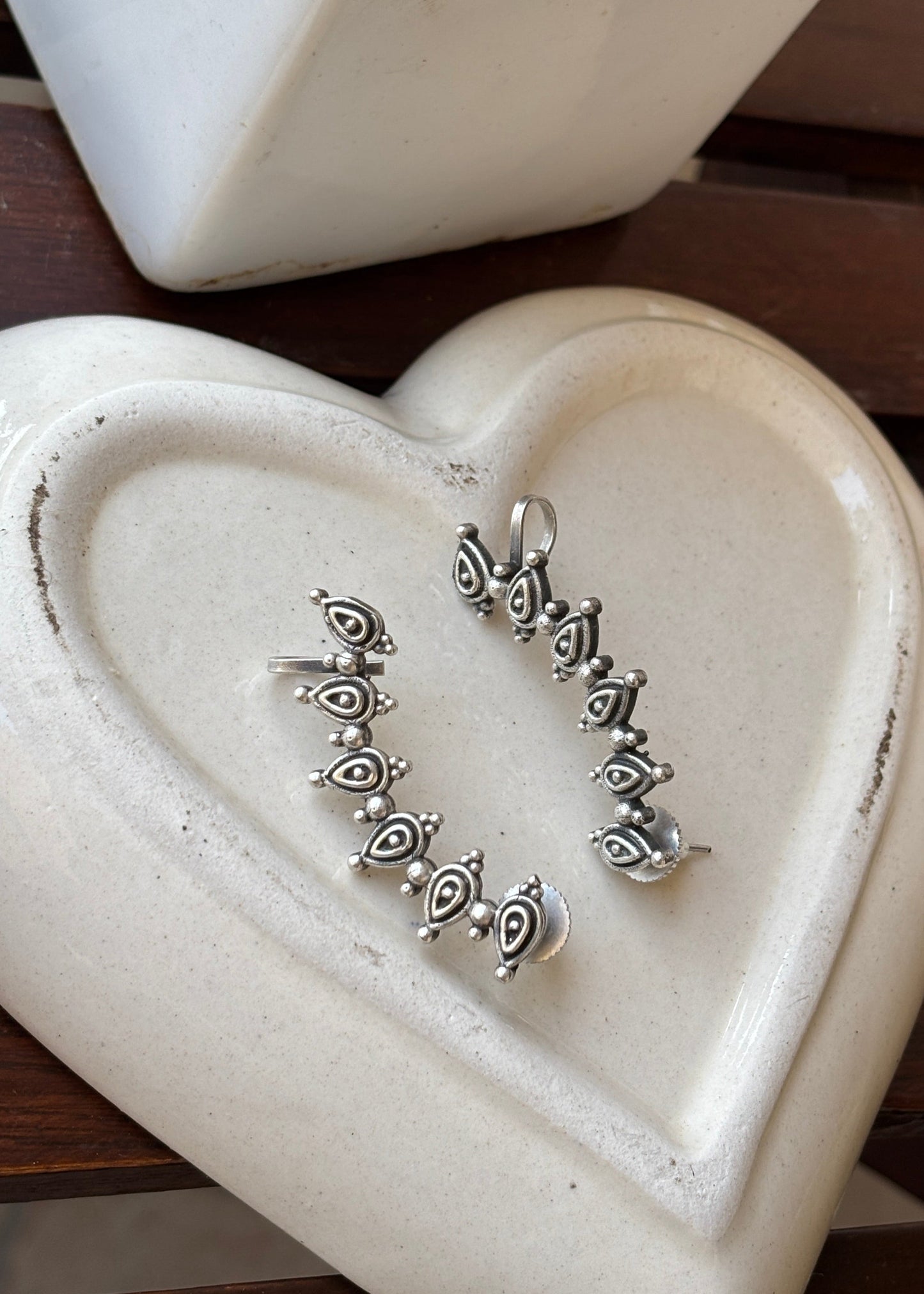 Sanvika Ear Cuff