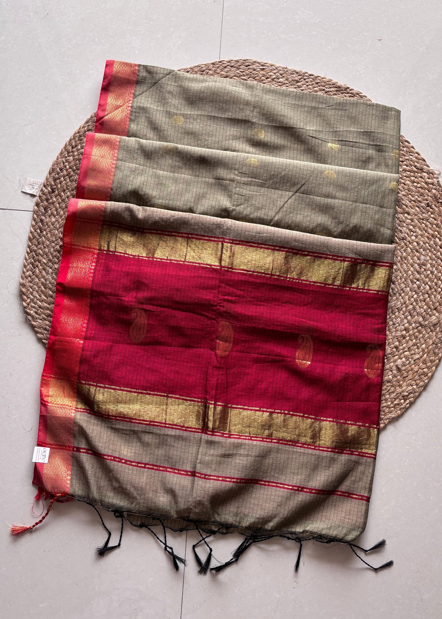 Raga Rekha - Olive & Vermilion