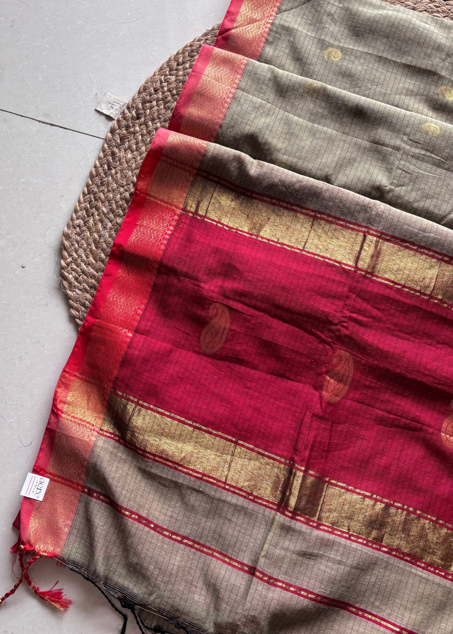 Raga Rekha - Olive & Vermilion