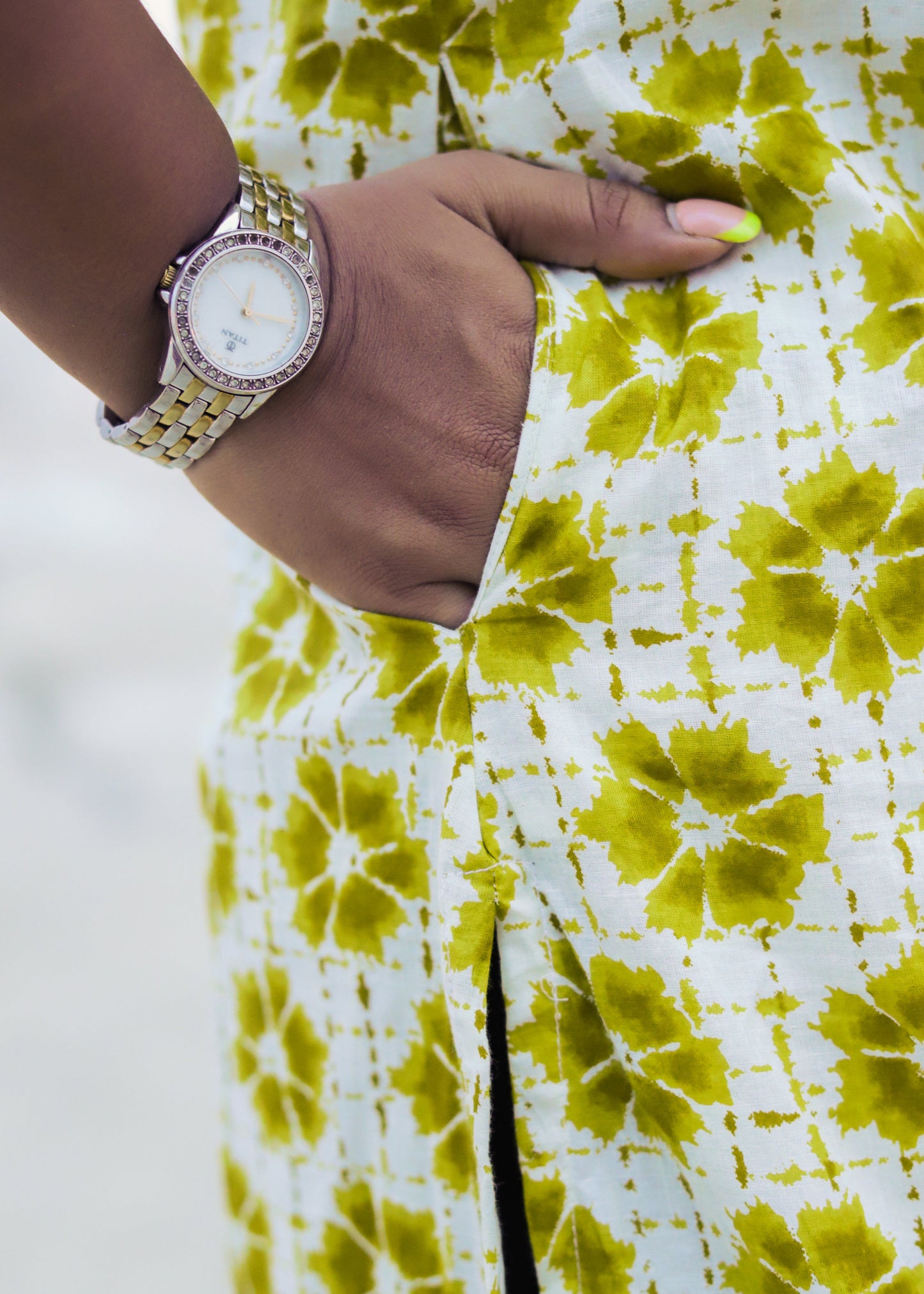 Ditsy Muse Collared Kurti