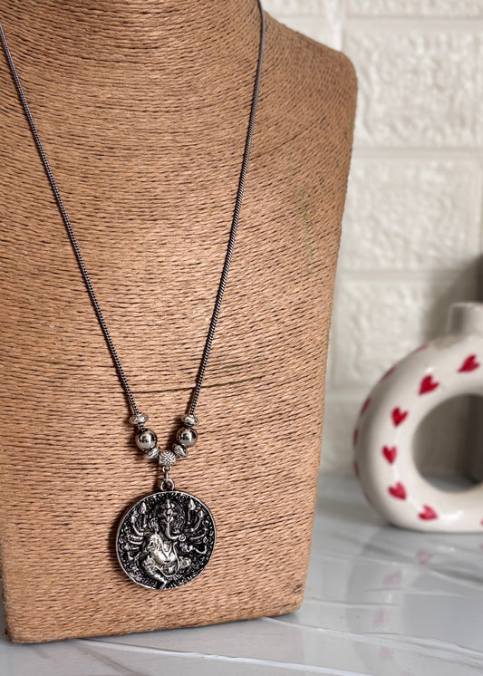 Nazaakat – Oxidized Pendant Necklace
