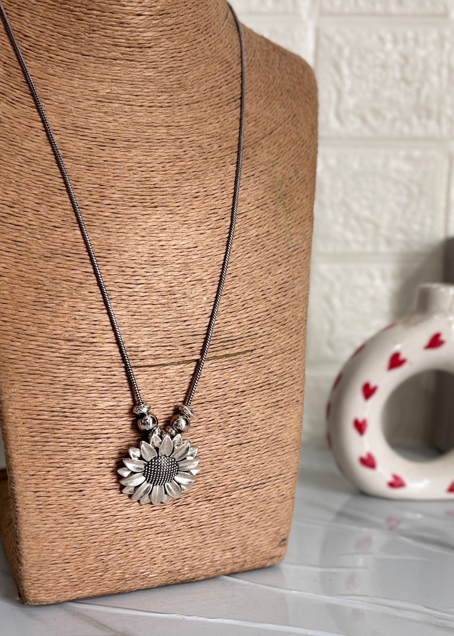 Nazaakat – Oxidized Pendant Necklace