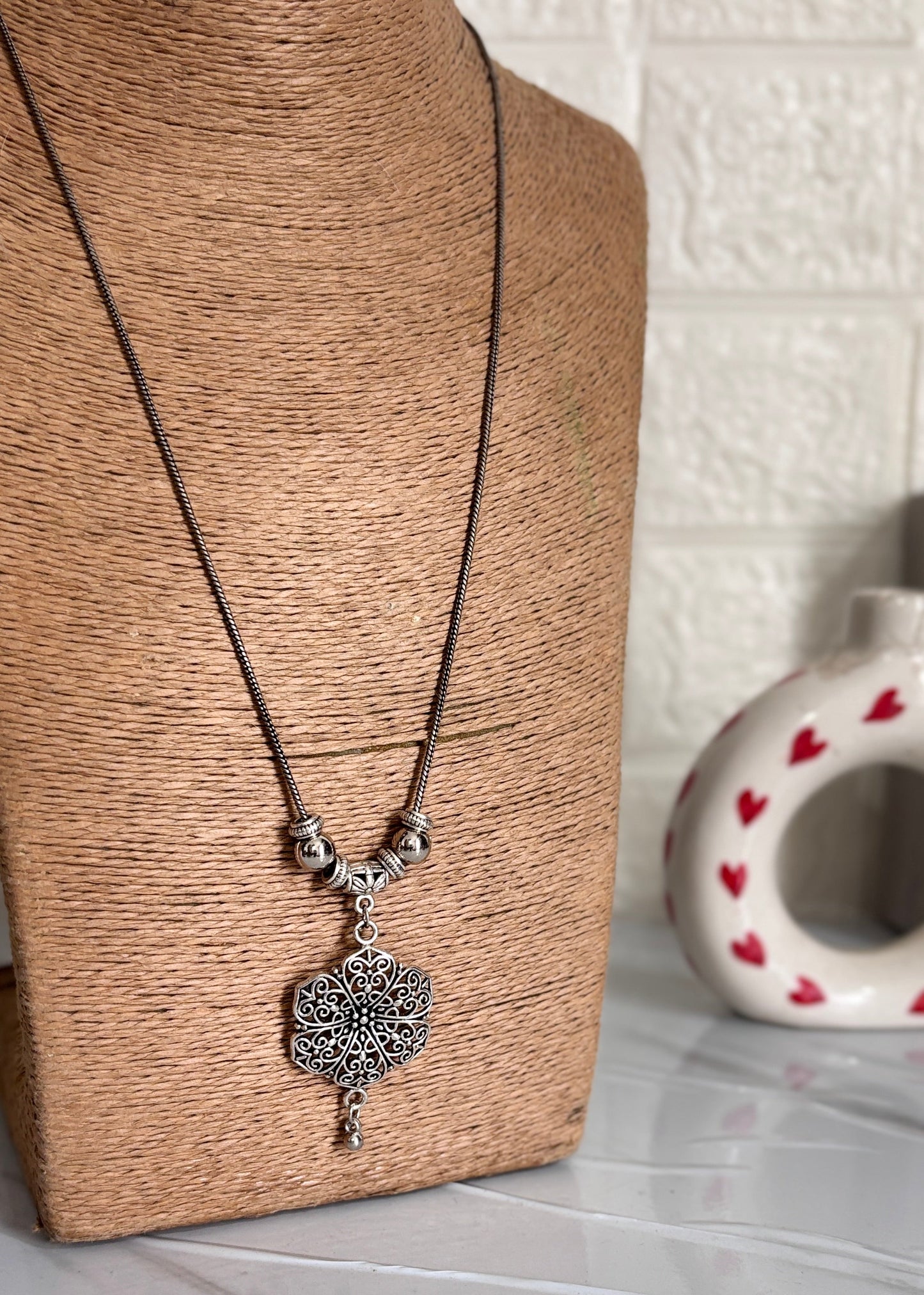 Nazaakat – Oxidized Pendant Necklace
