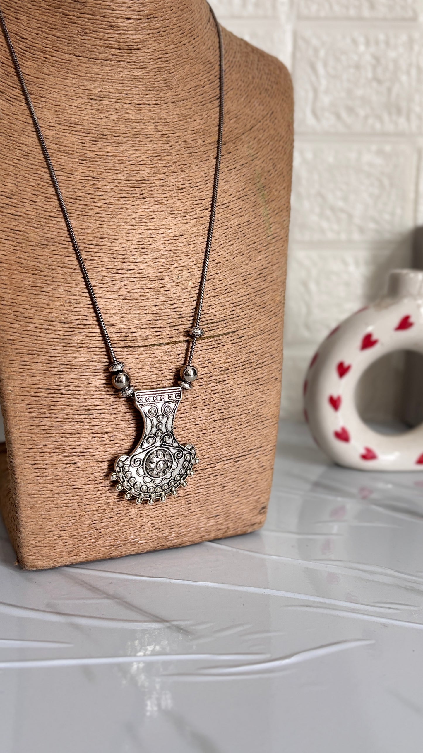 Nazaakat – Oxidized Pendant Necklace
