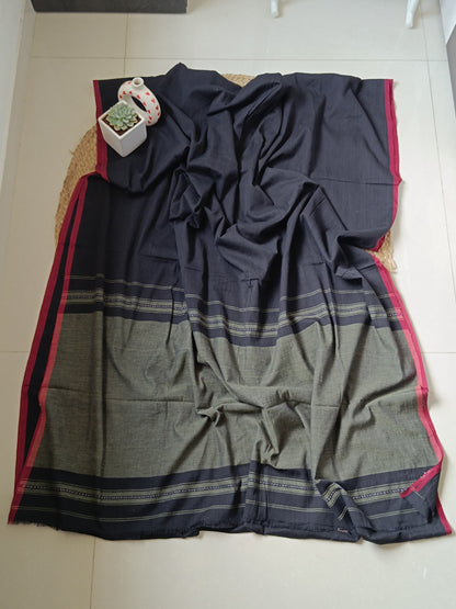 Black Small Border Dhonekhali