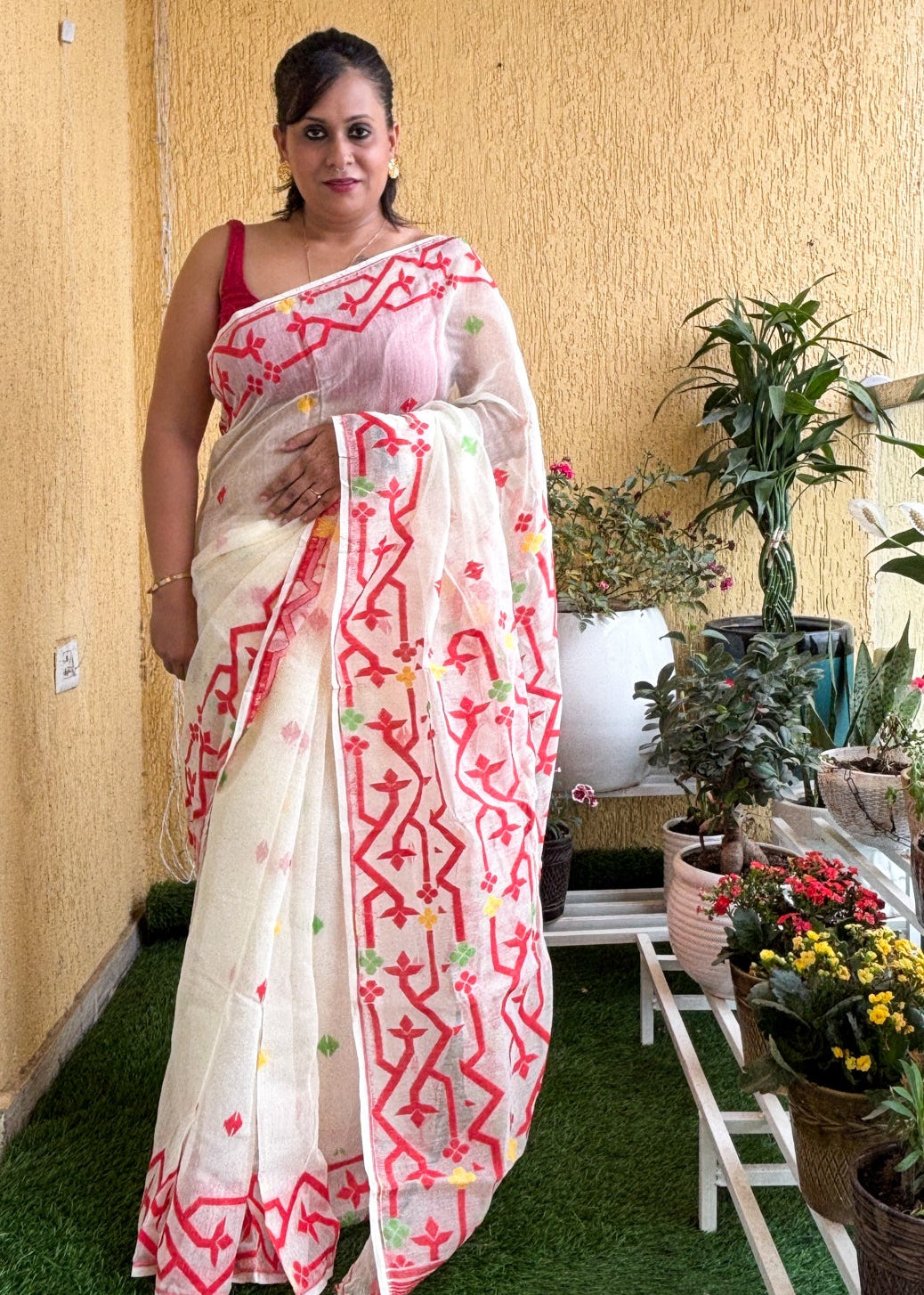 Shuktara White Jamdani