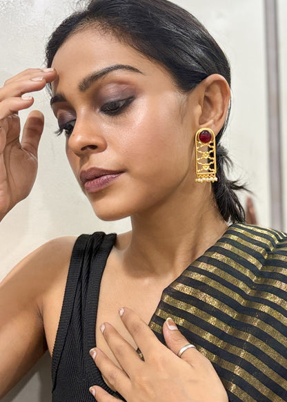 Noorika Ear Ring
