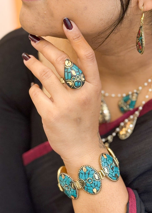 Amara Ring