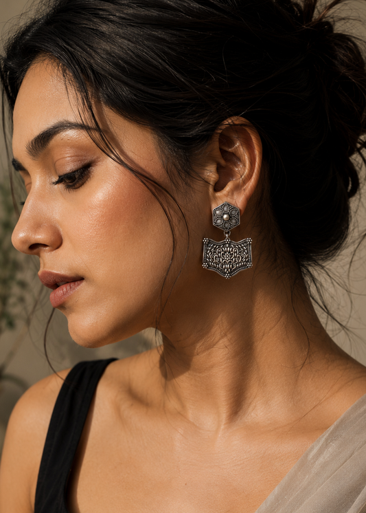 Taavya Drop Earrings