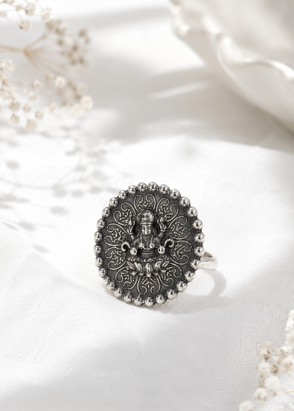 Rajeshwari Statement Ring