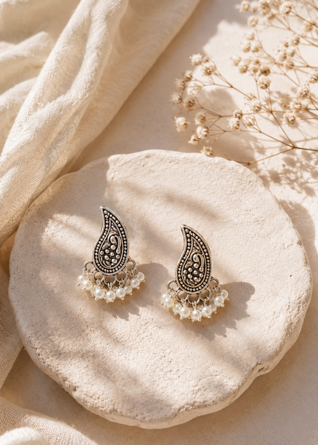Reva Ear Ring