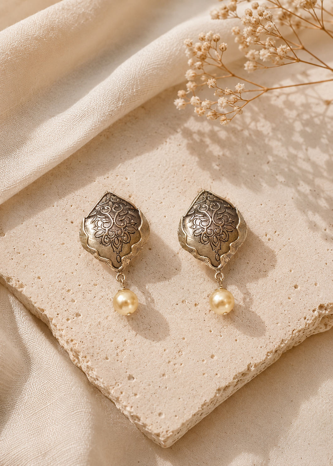 Kolka Earrings