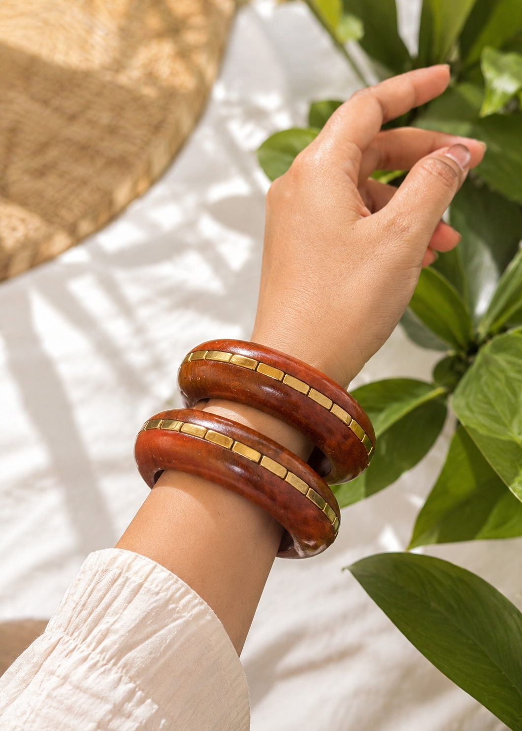 Mahogany Trail Wooden Bangle (1 Pc)