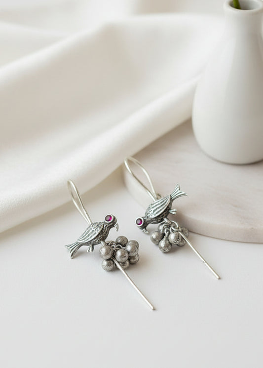 Gulzar Chidiya Ear Pin