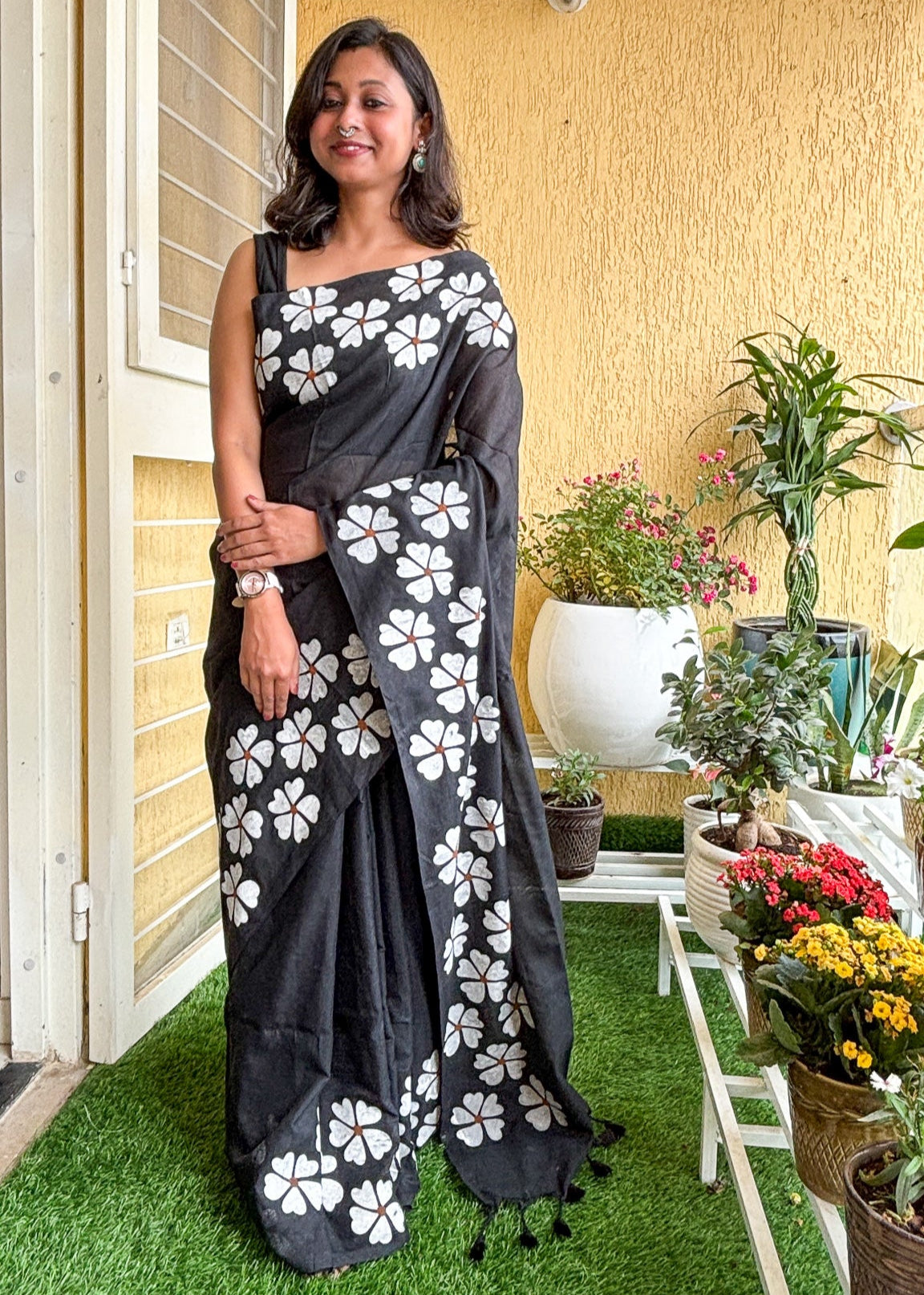 PhoolKatha Cotton Sarees Black