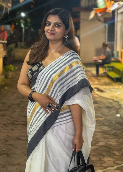 Shwetrekha Mul Cotton Saree