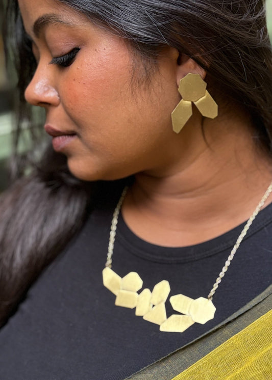 Avarna Brass Set (Necklace & Earrings)