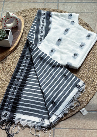 Iravati Handloom White & Black