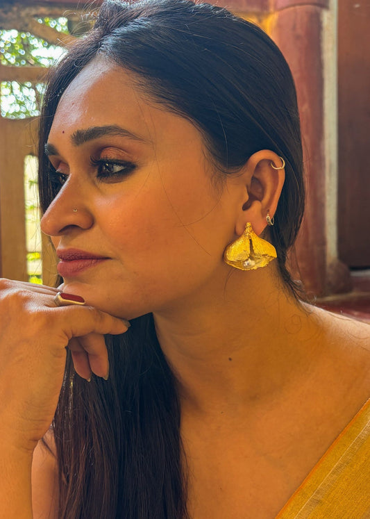 Aurea Shell Earrings