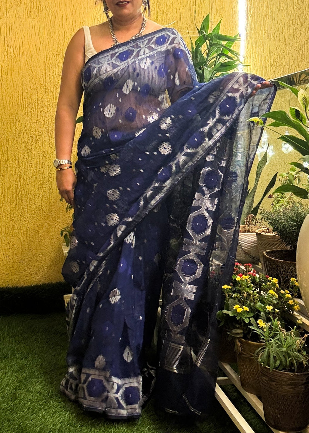 Neelpriya Jamdani