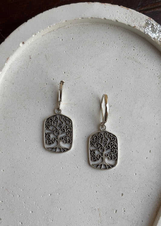 Mokhsa Earring