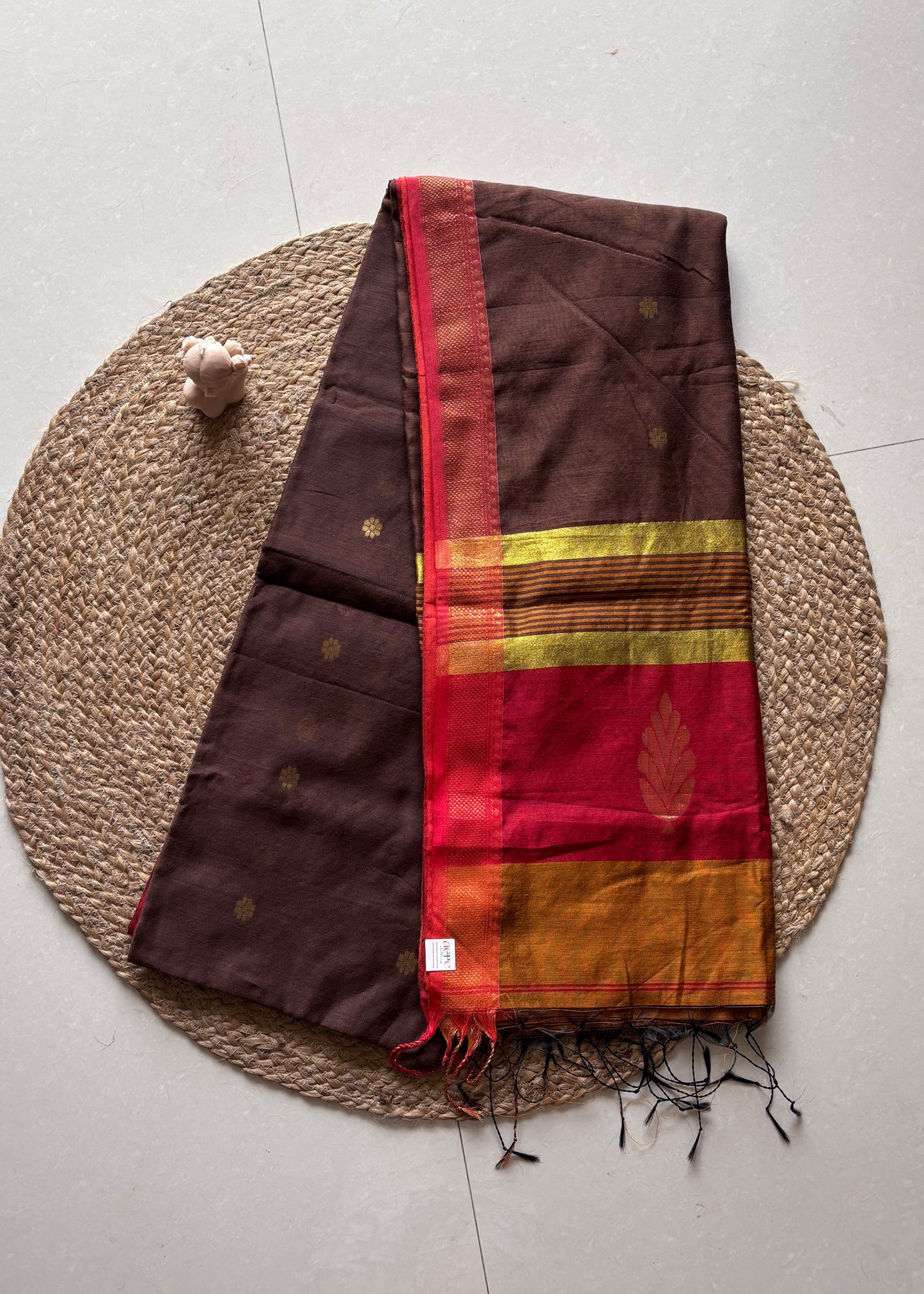 Raaga Resham – Maheshwari Cotton Silk Saree