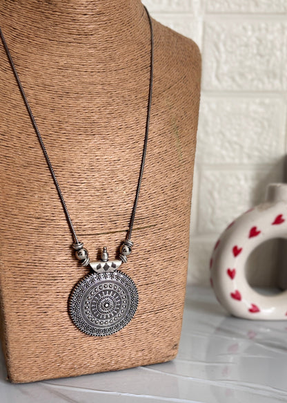 Nazaakat – Oxidized Pendant Necklace