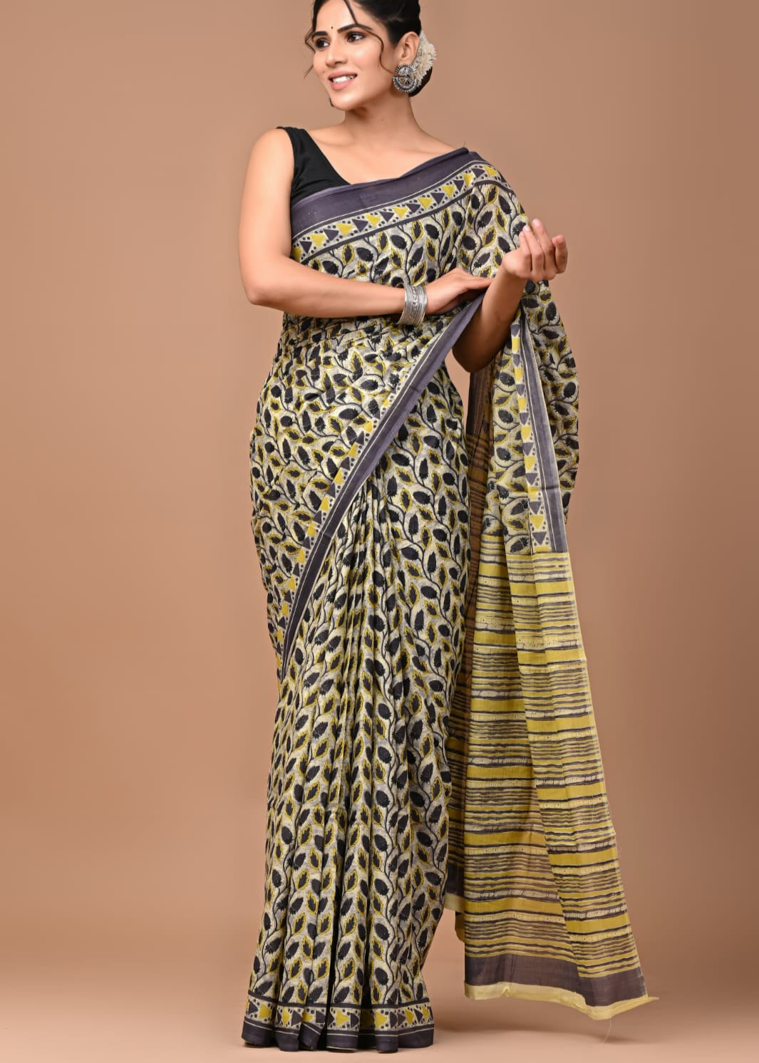 Harita Mul Cotton Saree